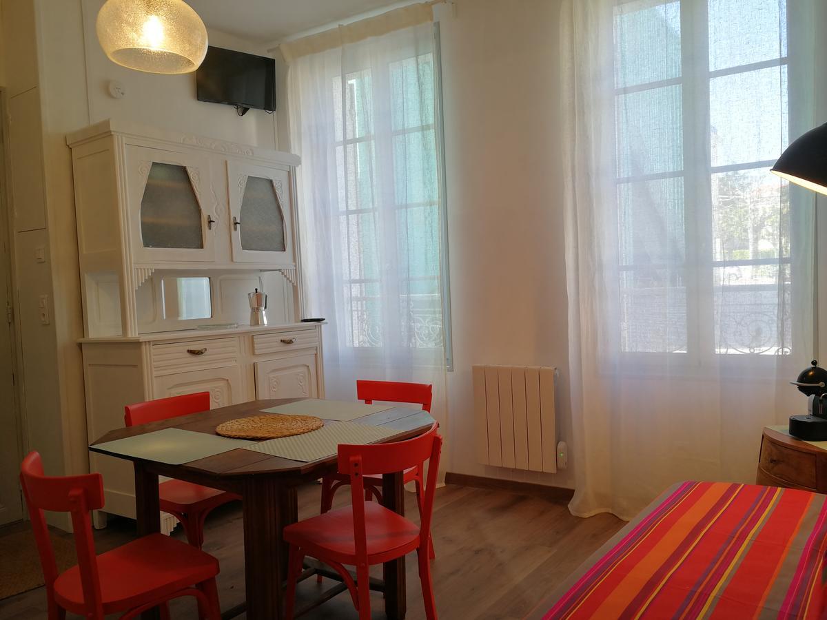 La Loge Du Theatre - Saintes 아파트 외부 사진